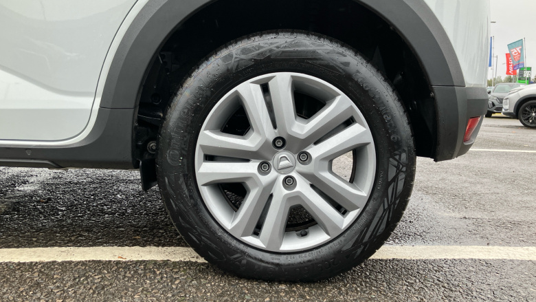 Dacia Sandero Stepway 1.0 TCe Essential 5dr Bi Fuel Hatchback